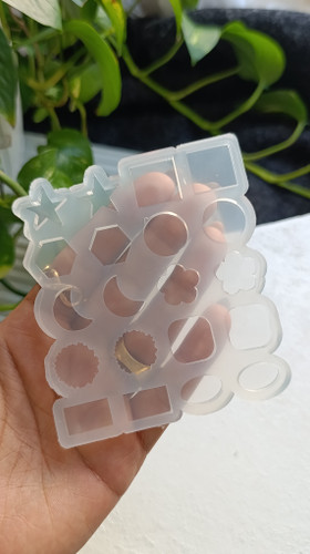 قالب کاربردی گوشواره میخی